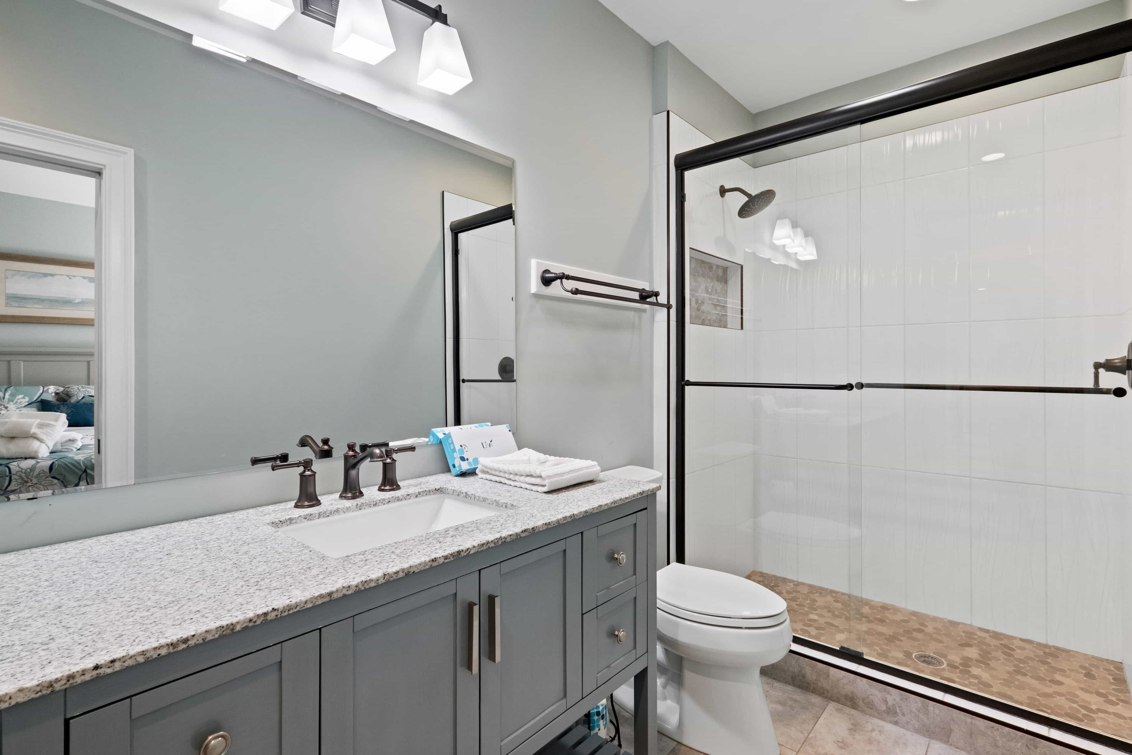 2nd Floor (Newport and Nantucket) bathroom